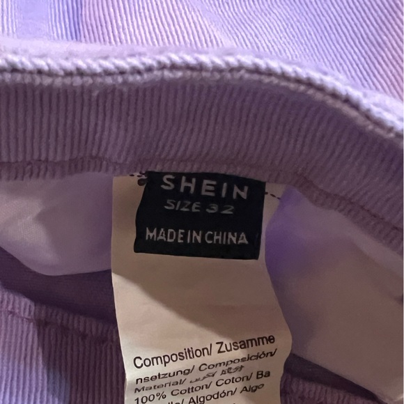 SHEIN Jean shorts. Purple, size 32. - Picture 5 of 5